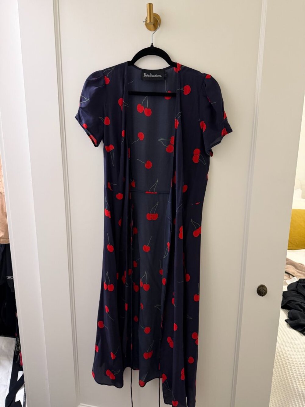 Réalisation Par Wild Cherry 🍒 Navy Silk Wrap Dress - Midi Cap Sleeve - Picture 5 of 5